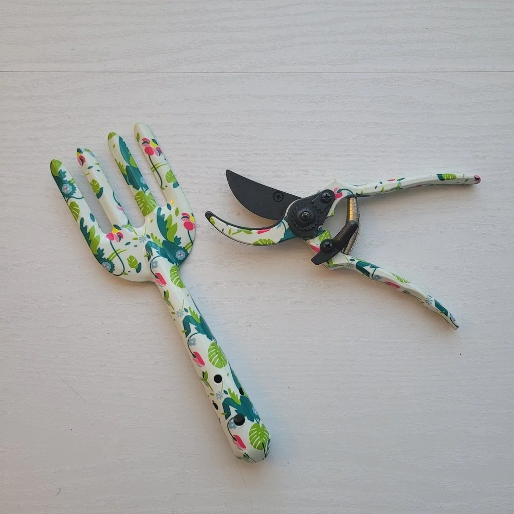 2-Piece Floral Garden Tools hand fork & Pruning Shears Decorative Print Aluminum